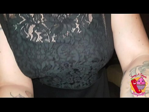 ❤️ Slutty stepister a 'toirt dha blowjob agus Spàinntis ❤ Pornografach aig gd.dreamlandpassionjourney.ru