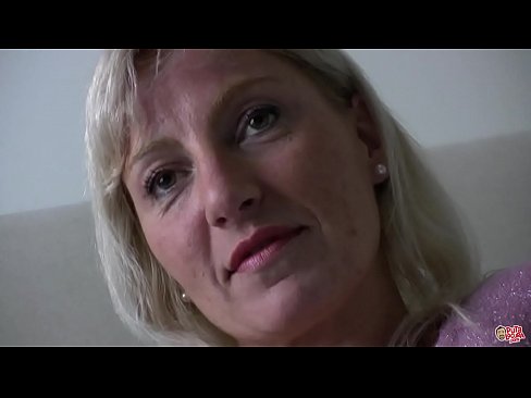 ❤️ A 'mhàthair a tha sinn uile fucked ... Lady, giùlan fhèin! ❤ Pornografach aig gd.dreamlandpassionjourney.ru